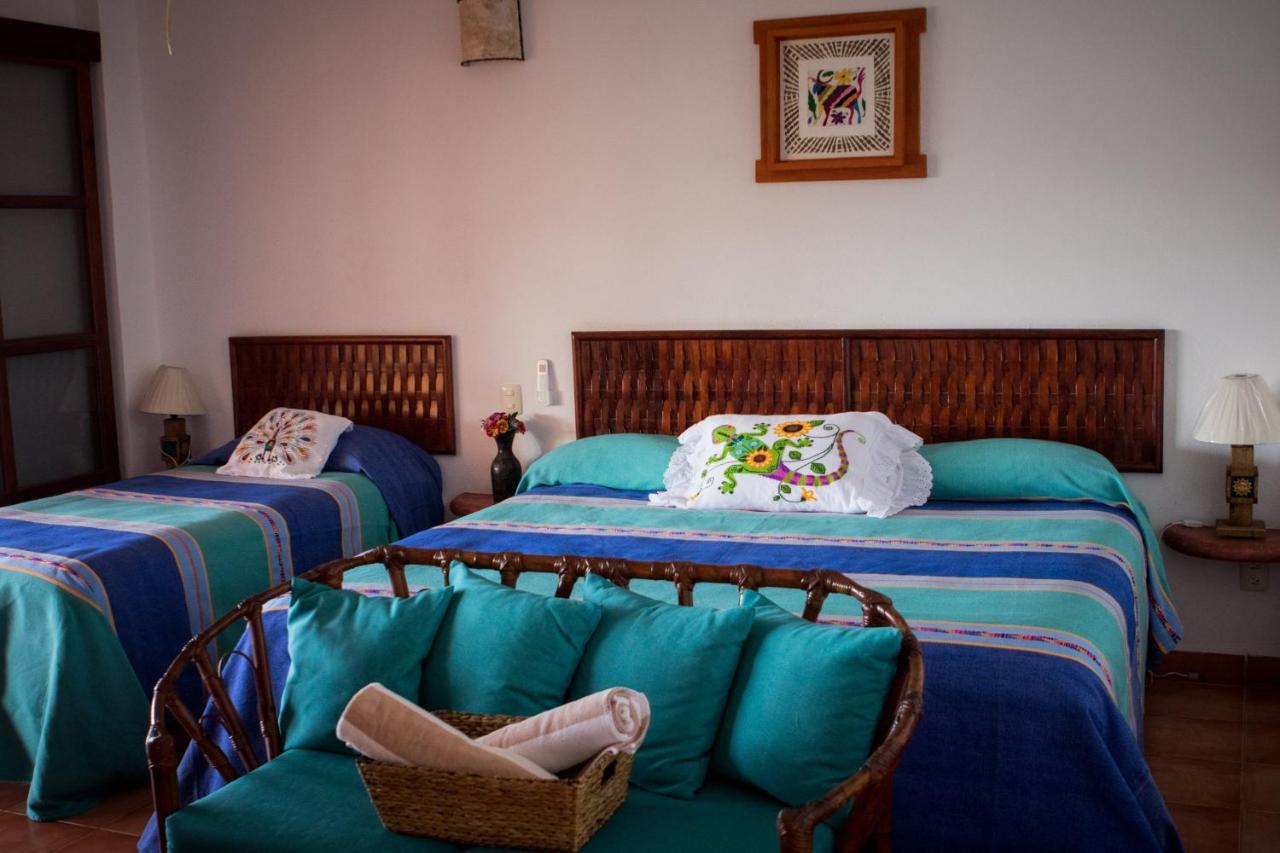 Casa Adriana Hotel Zihuatanejo Bagian luar foto